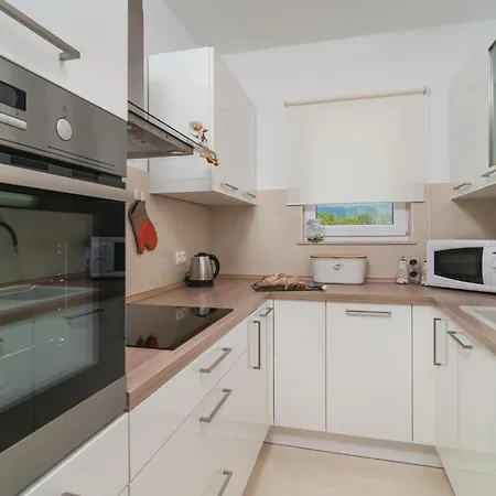 4 Bedroom Stunning In Dicmo * Kraj (Split)